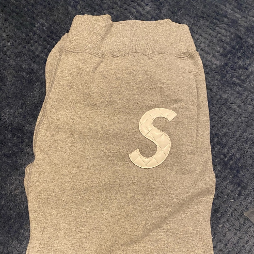 Supreme sweatpants